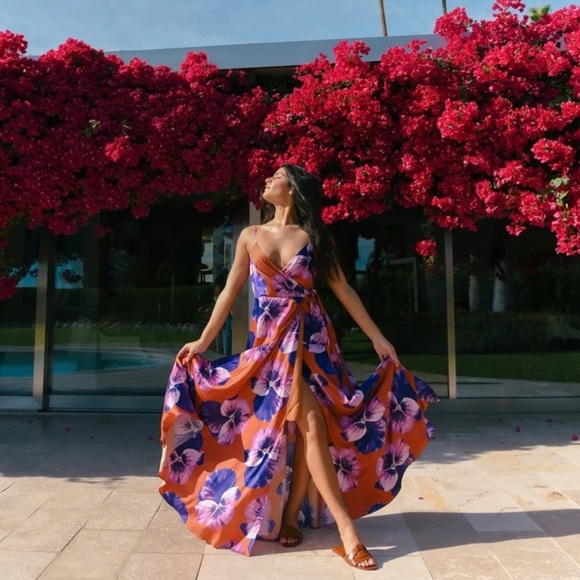 Anthropologie Dresses & Skirts - Anthropologie Hutch Satin Floral Maxi Dress NWT XS Vacation Event
